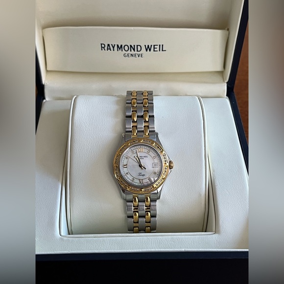 Raymond Weil Tango Women’s Watch Model#5390 - Picture 13 of 13